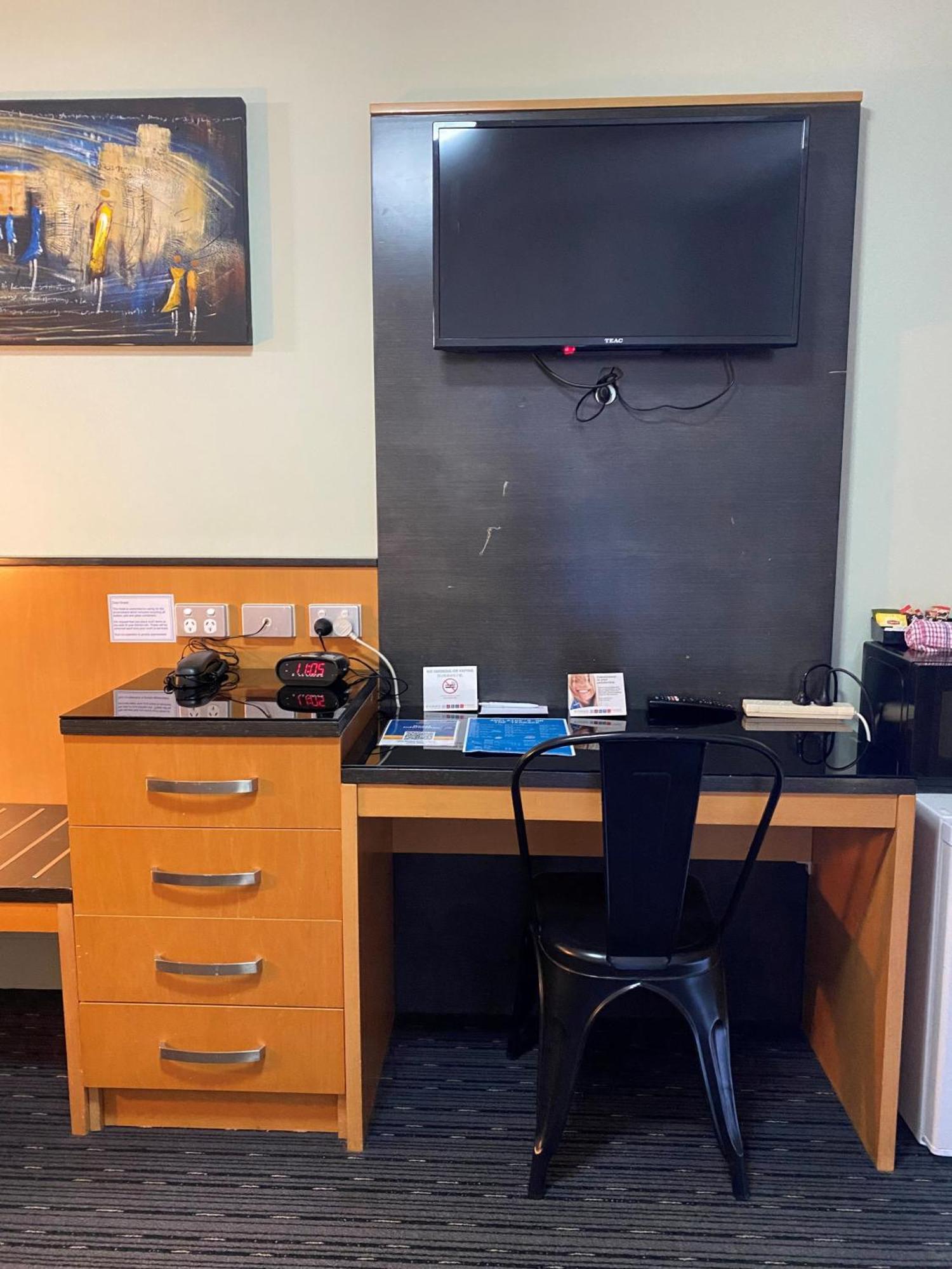 Comfort Inn & Suites Goodearth Perth Extérieur photo